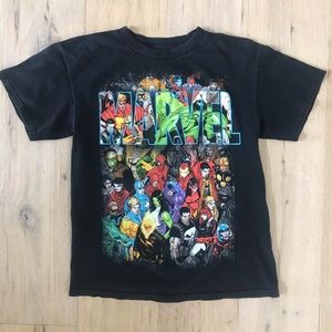 Marvel T-Shirt -Medium